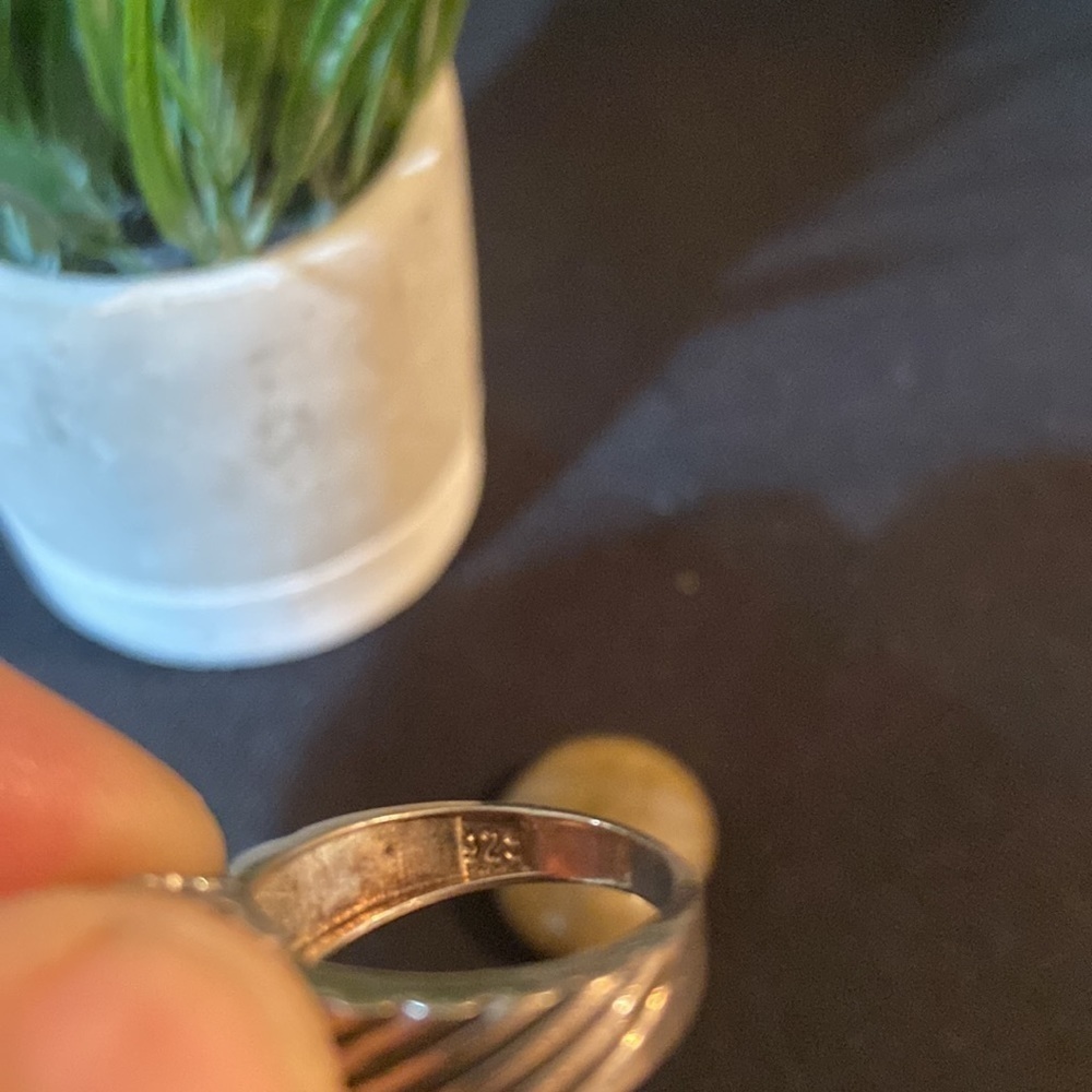 Silver Rhinestone Ring 925 - Picture 4 of 4